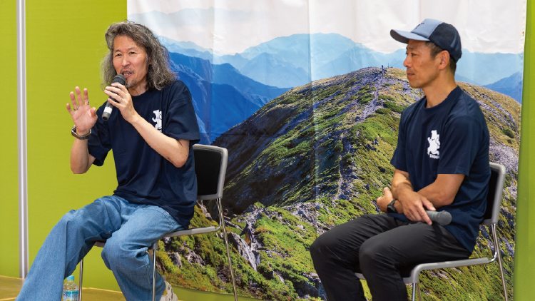 登山の体験談を語るプロ登山家竹内洋岳さんと望月将吾さん