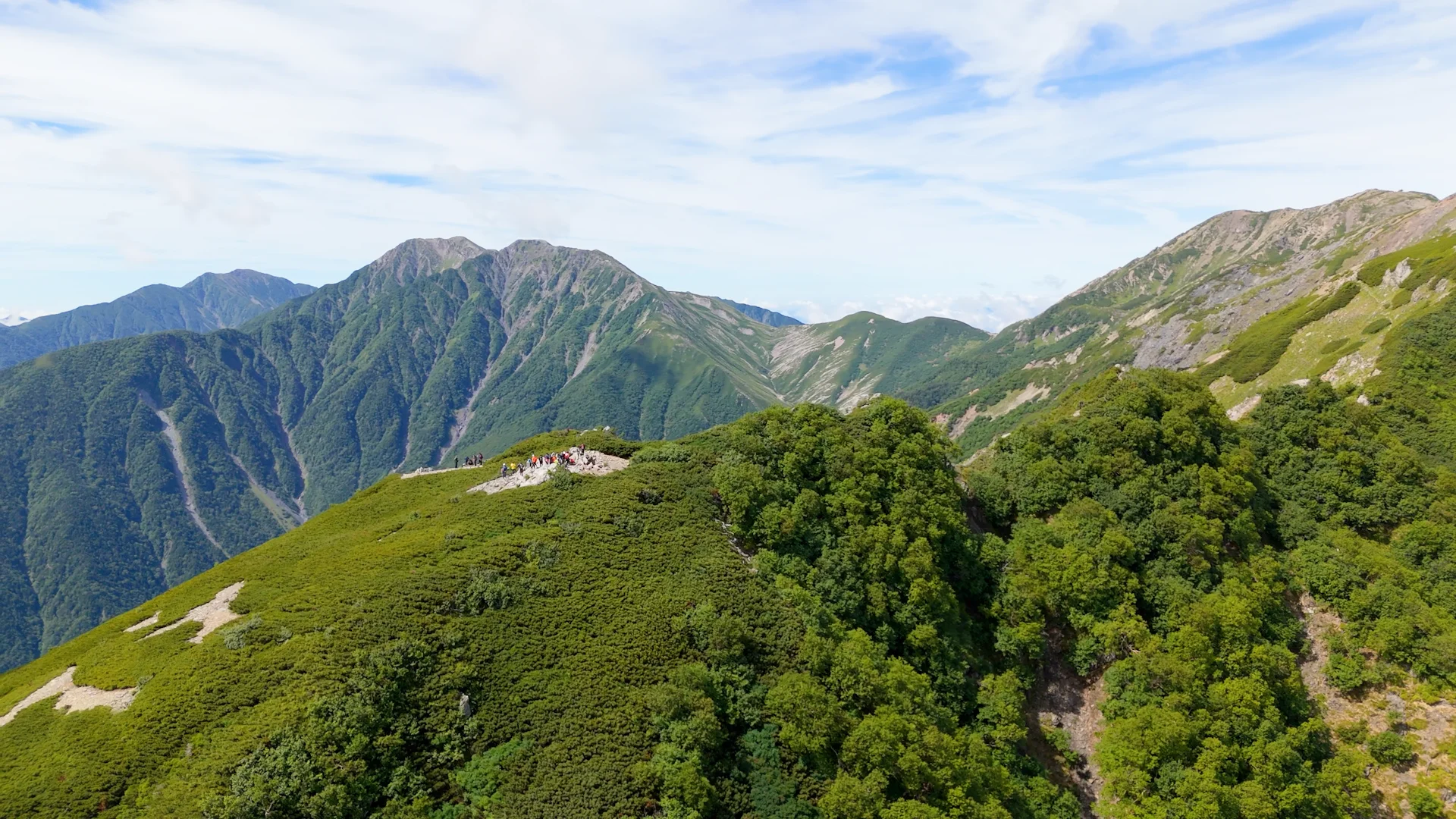 千枚岳山頂と赤石岳の眺望